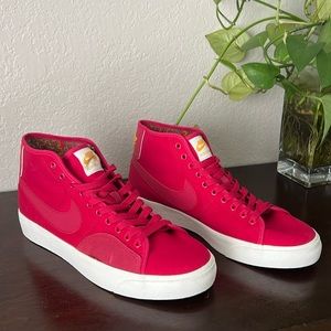 NIKE SB Blazer Court Mid Premium